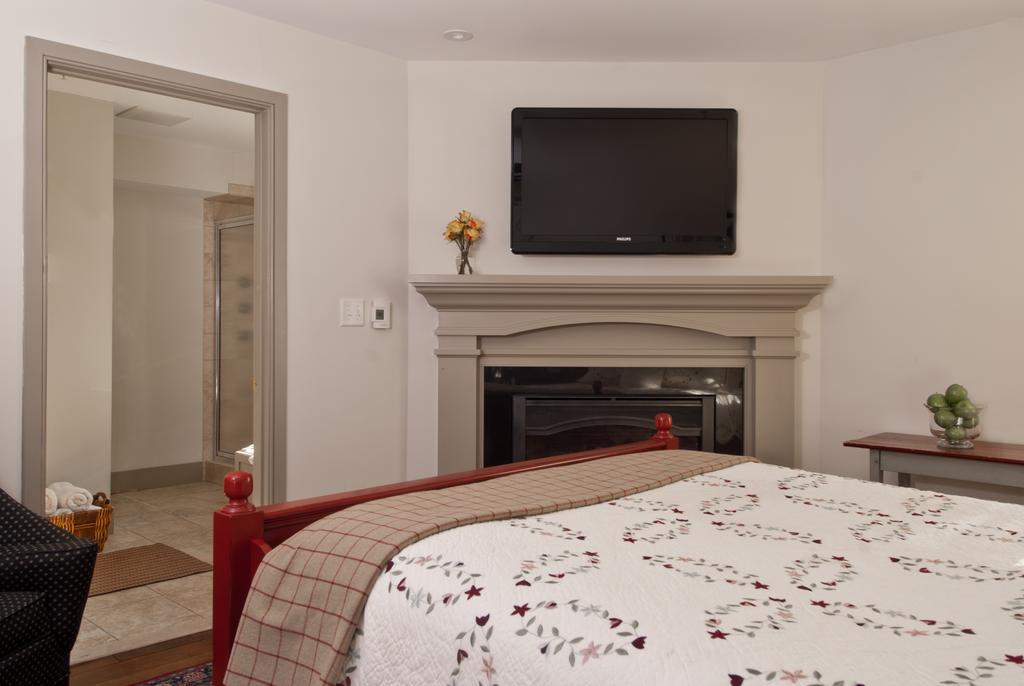 Wayside Inn Bed And Breakfast Ellicott City Esterno foto