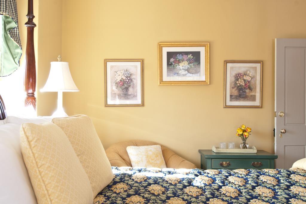 Wayside Inn Bed And Breakfast Ellicott City Esterno foto