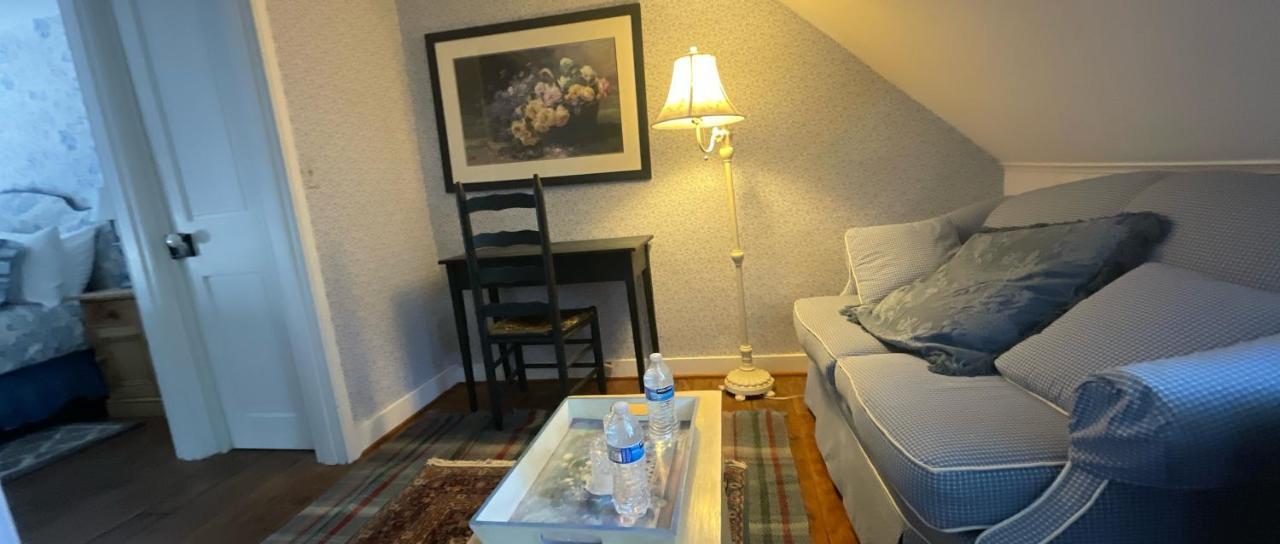 Wayside Inn Bed And Breakfast Ellicott City Esterno foto