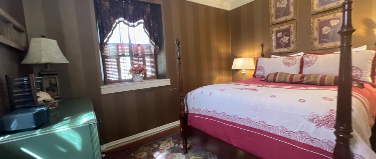 Wayside Inn Bed And Breakfast Ellicott City Esterno foto